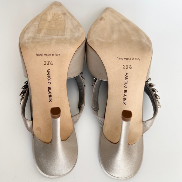 Mules Talons Manolo Blahnik Lurum 90 Satin Argenté - Taille 37 (US 7), Neufs Sans Boîte